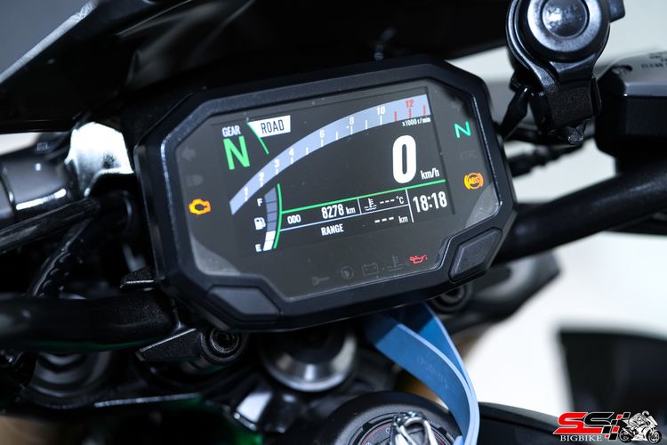 KAWASAKI Z900 SE จอสี ปี2025 วิ่งน้อย 8,000 km ไมล์แท้ มือเดียว ท่อ PR2 EXHAUST SYSTEM รถสวยมากสภาพป้ายแดง รูปที่ 4