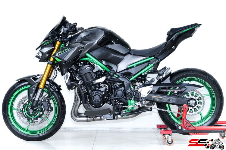 KAWASAKI Z900 SE จอสี ปี2025 วิ่งน้อย 8,000 km ไมล์แท้ มือเดียว ท่อ PR2 EXHAUST SYSTEM รถสวยมากสภาพป้ายแดง รูปที่ 11
