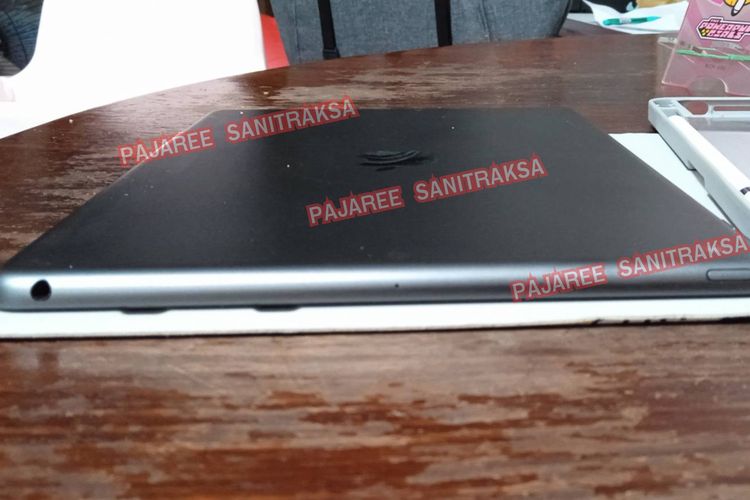 ขายยกเซต iPad 9 (256GB) Wi-Fi + Apple Pencil 1 สภาพนางฟ้า อุปกรณ์ครบกล่อง รูปที่ 2