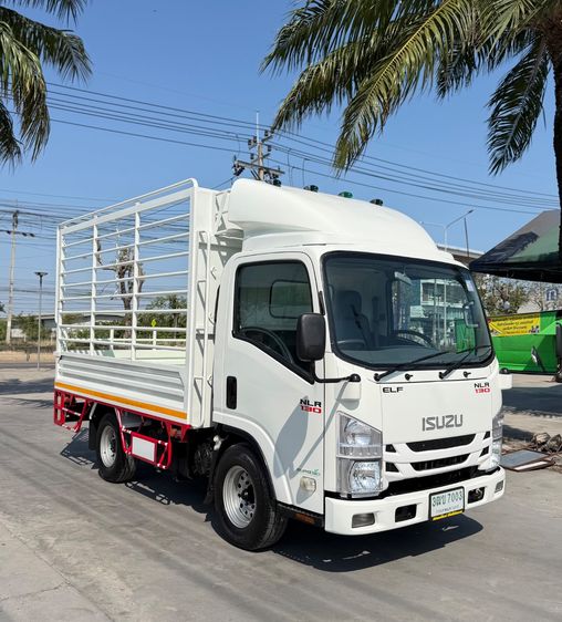 รถ ISUZU NLR 130 แรง ปี 2563  รถห้างแท้  (4 ล้อไม่ติดเวลา) กะบะคอกสูง ยาว 3.30 กว้าง 1.90 ม. มือเดียว รถสวยมาก รูปที่ 2