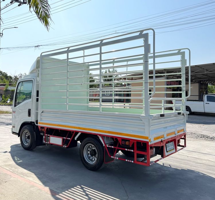 รถ ISUZU NLR 130 แรง ปี 2563  รถห้างแท้  (4 ล้อไม่ติดเวลา) กะบะคอกสูง ยาว 3.30 กว้าง 1.90 ม. มือเดียว รถสวยมาก รูปที่ 6