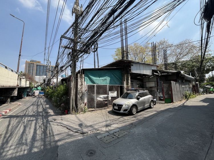 ให้เช่าที่ดิน 1ไร่ ซอยสุขุมวิท71 ซอยปรีดี พนมยงค์ ใกล้แยกคลองตัน (081-434-9959)