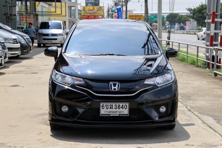 Honda Jazz 2016 1.5 SV Sedan เบนซิน เกียร์อัตโนมัติ ดำ รูปที่ 2