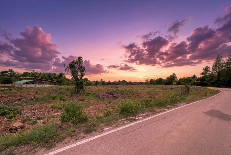 Land for sale Lampang - 15 RAI BY OWNER