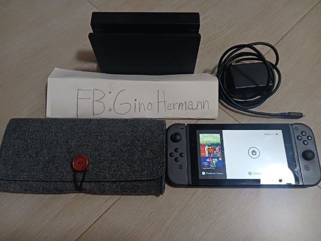 เครื่องเกมส์นินเทนโด เชื่อมต่อไร้สายได้ Nintendo Switch v2 ของมีตามภาพ
