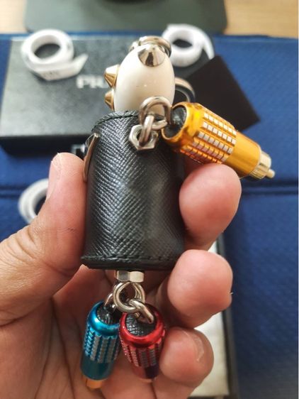 พวงกุญแจ Prada Robot Trick Keychain รูปที่ 12