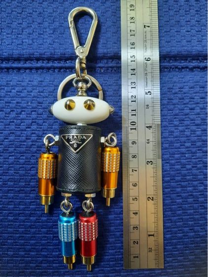 พวงกุญแจ Prada Robot Trick Keychain รูปที่ 5