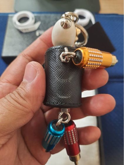 พวงกุญแจ Prada Robot Trick Keychain รูปที่ 13