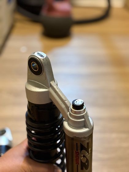 โช๊ค SHOWA CB1300  รูปที่ 5