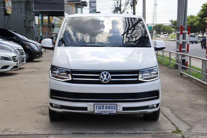 Volkswagen Caravelle 2017 2.0 TDi Comfortline Van ดีเซล เกียร์อัตโนมัติ ขาว รูปที่ 2
