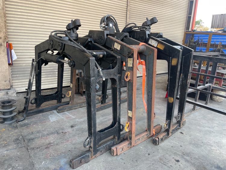 ตัวหนีบพาเลท พร้อมโรเตเตอร์ นำเข้าจากต่างประเทศ