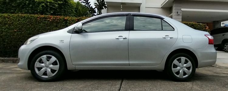 Toyota Vios 2013 1.5 E Sedan เบนซิน เกียร์อัตโนมัติ บรอนซ์เงิน รูปที่ 3