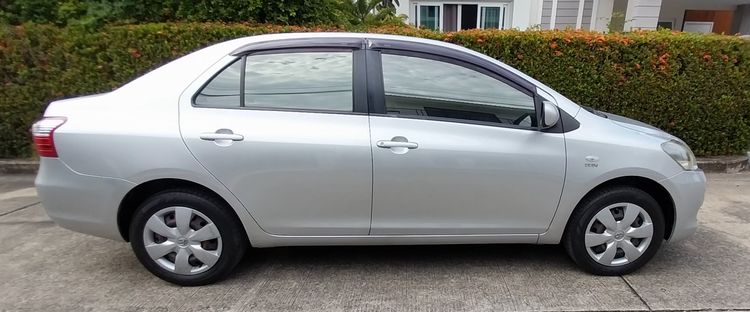 Toyota Vios 2013 1.5 E Sedan เบนซิน เกียร์อัตโนมัติ บรอนซ์เงิน รูปที่ 2