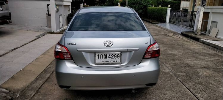 Toyota Vios 2013 1.5 E Sedan เบนซิน เกียร์อัตโนมัติ บรอนซ์เงิน รูปที่ 4