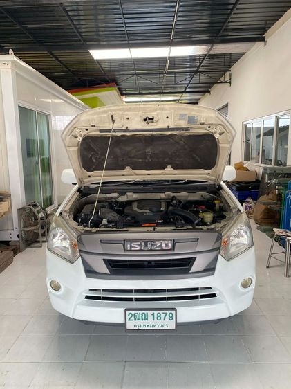 Isuzu D-MAX 2017 1.9 S Pickup ดีเซล ไม่ติดแก๊ส เกียร์ธรรมดา ขาว รูปที่ 4