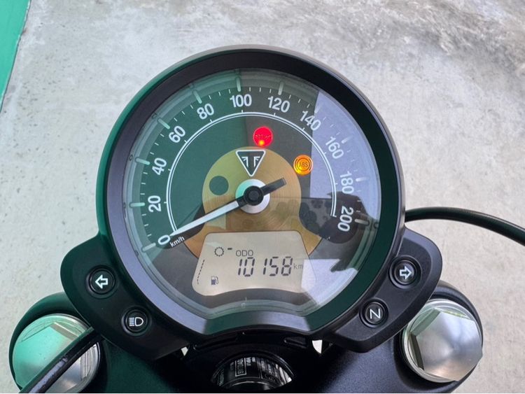 Triumph bobber สีเหลือง ปี17จด18  รูปที่ 12