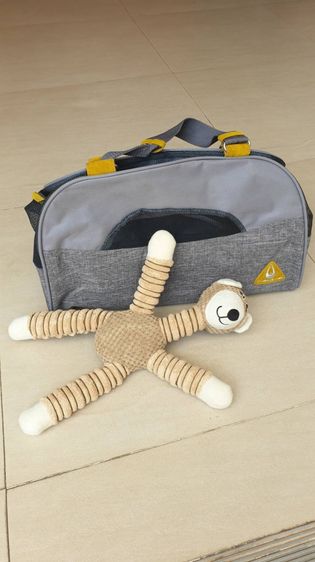 บ้านหมา Size M( 71 X 22.5 X 66 CM.) สีขาว-เทา พร้อมอุปกรณ์ครบชุด  รูปที่ 15