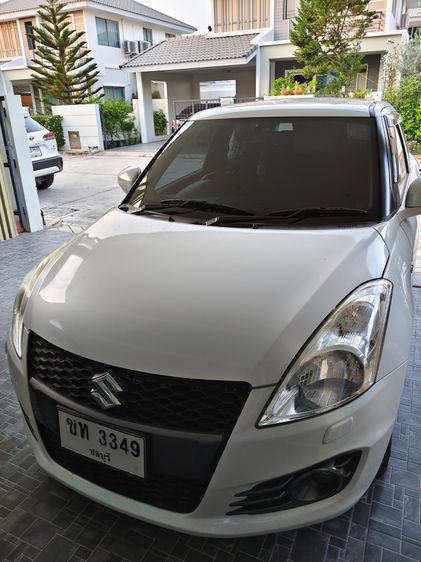 Suzuki Swift 2013 1.2 GLX Sedan เบนซิน ไม่ติดแก๊ส เกียร์อัตโนมัติ ขาว รูปที่ 2