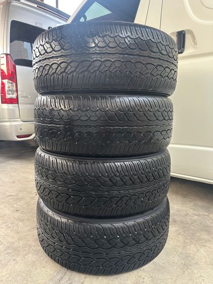 Yokohama YOKO PARADA 245 45 20 