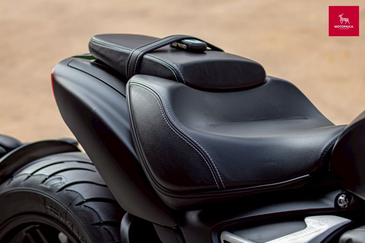 Triumph Rocket 3R Black Limited Edition ปี2022 วิ่ง 8,000Km. รูปที่ 16