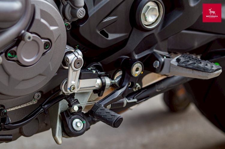 Ducati Monster937 ปี2023 มือเดียว วิ่งมาแค่ 58Km. สภาพป้ายแดง รูปที่ 9