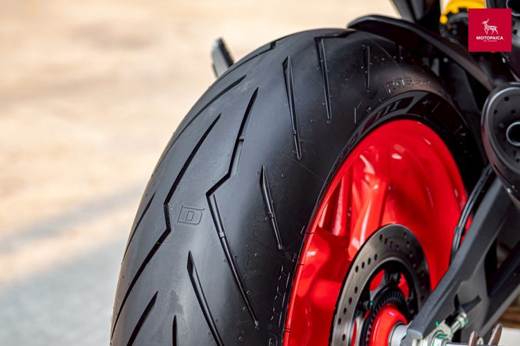 Ducati Monster937 ปี2023 มือเดียว วิ่งมาแค่ 58Km. สภาพป้ายแดง รูปที่ 17