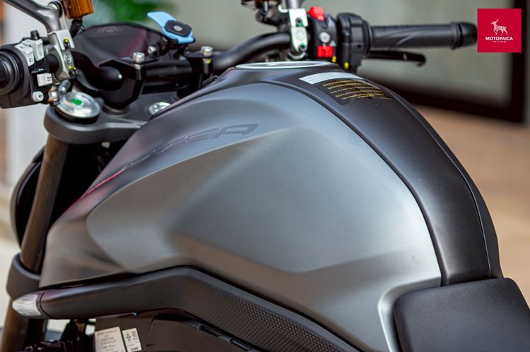 Ducati Monster937 ปี2023 มือเดียว วิ่งมาแค่ 58Km. สภาพป้ายแดง รูปที่ 15