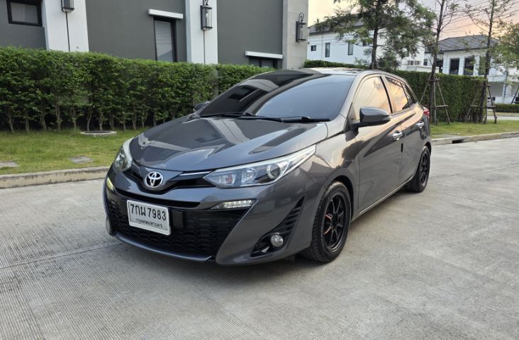 Toyota Yaris 2018 1.2 G Sedan เบนซิน ไม่ติดแก๊ส เกียร์อัตโนมัติ เทา รูปที่ 2