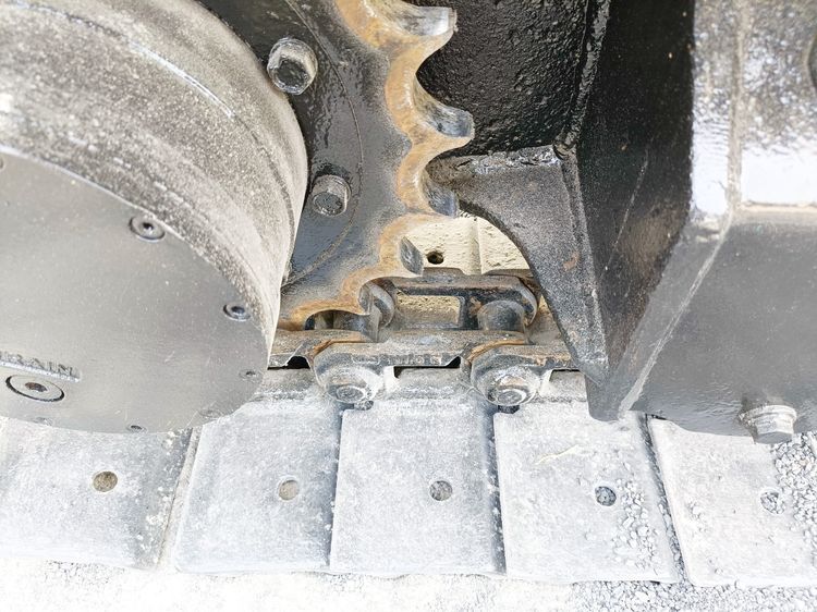 รถขุด แบคโฮ  Kubota U35-3  ขนาด 3.5 ตัน   คอนโทรลน้ำมัน ปั๊มนิ้ว แทรคเหล็ก มีไลน์ไปป์ปิ้ง รูปที่ 17