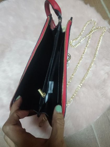 หญิง แดง หนังเทียม อื่นๆ กระเป๋าสพาย