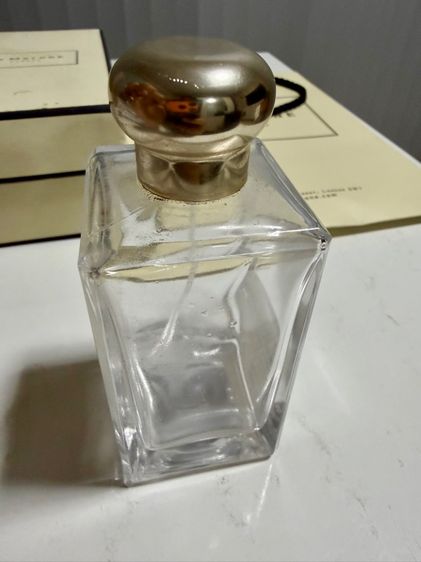 ขวดน้ำหอมเปล่า Jo Malone English Pear ขนาด 100 ml ของแท้ พร้อมกล่องกระดาษ ริบบิ้นและถุงกระดาษ รูปที่ 6