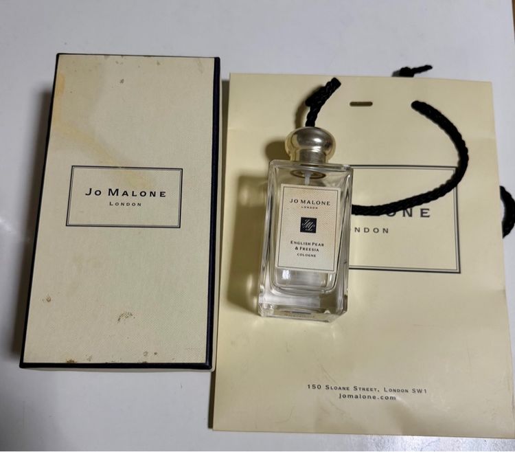 ขวดน้ำหอมเปล่า Jo Malone English Pear ขนาด 100 ml ของแท้ พร้อมกล่องกระดาษ ริบบิ้นและถุงกระดาษ รูปที่ 2