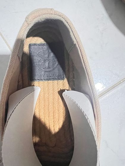 รองเท้า รูปที่ 5