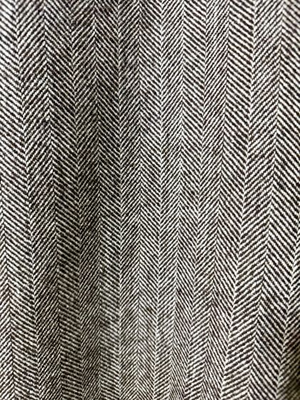 เสื้อแจ็คเก็ตสูทกันหนาว ลายก้างปลาเป็นเสื้อผ้าสไตล์คลาสสิกที่โดดเด่นด้วยเนื้อผ้าที่มีความละเอียดสูงและคัตติ้งที่ประณีต รูปที่ 6