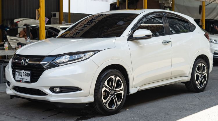 Honda HR-V 2017 1.8 EL Utility-car เบนซิน ไม่ติดแก๊ส เกียร์อัตโนมัติ ขาว รูปที่ 2