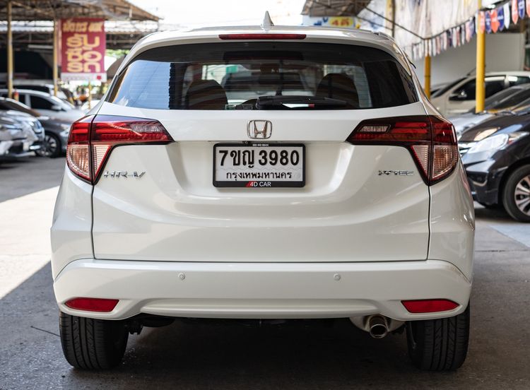 Honda HR-V 2017 1.8 EL Utility-car เบนซิน ไม่ติดแก๊ส เกียร์อัตโนมัติ ขาว รูปที่ 4
