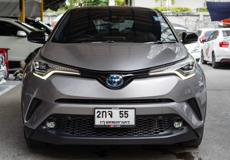 รถ Toyota C-HR 1.8 Hybrid Premium Safety สี เทา