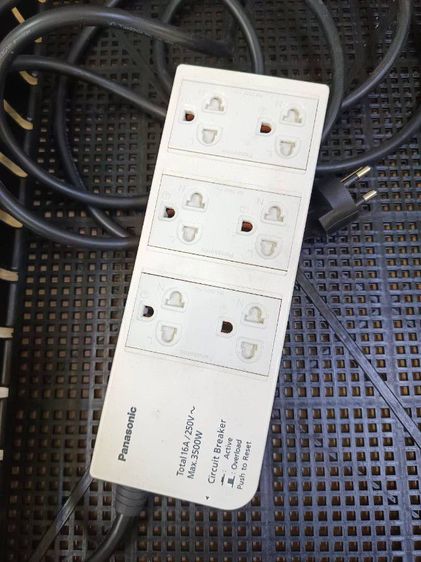 ปลั๊กสามตรา ปลั๊กพ่วง มือสอง สภาพดี Panasonic รางปลั๊กไฟ 6 ช่อง รุ่น สายยาว 3 เมตร -สี White

รางปลั๊ก 6 ช่อง WCHG 2836 PANASONIC 3 เมตร รูปที่ 3