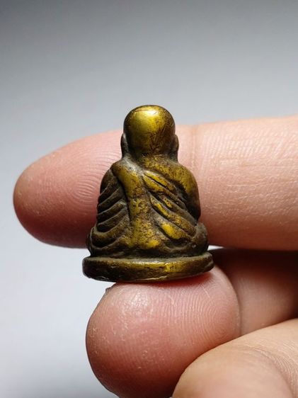 หลวงพ่อเงิน รูปที่ 2