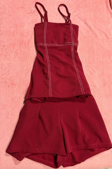 เสื้อผ้ามือสอง