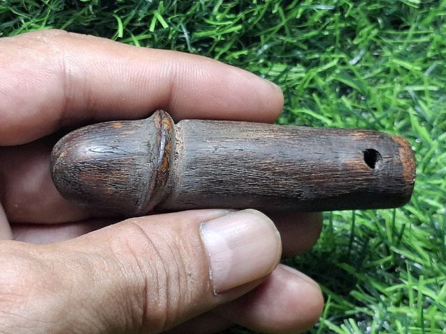 (ปิดแล้วครับ)ปลัดขิกเก่าแกะมีดแกะมือ เนื้อไม้แกะเก่า จารเต็ม รูปที่ 2