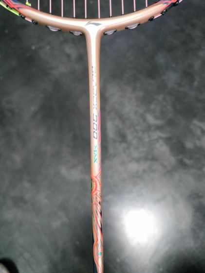 ไม้แบด lining Blade X 900 Max Sun 
4uG6 มือ2 มีรอย 

 รูปที่ 6