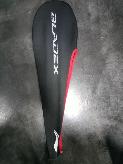 ไม้แบด lining Blade X 900 Max Sun 
4uG6 มือ2 มีรอย 

 รูปที่ 9