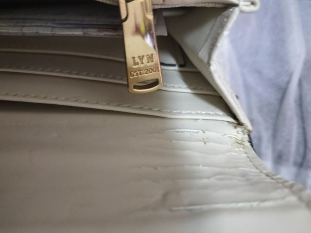 กระเป๋ายาว LYN รูปที่ 4