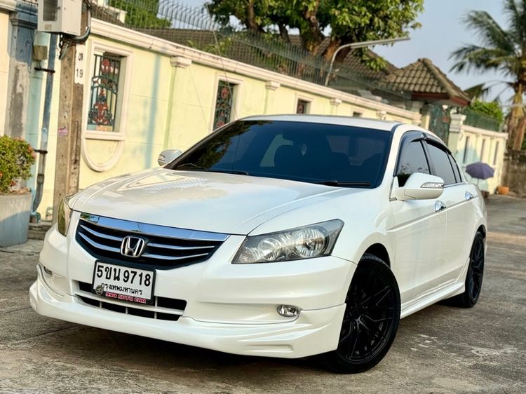 Honda Accord 2012 Sedan เบนซิน ไม่ติดแก๊ส เกียร์อัตโนมัติ ขาว รูปที่ 2
