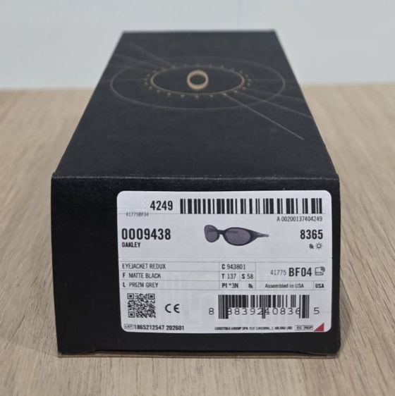 สินค้า : แว่นกันแดด OAKLEY รุ่น EYEJACKET REDUX  รูปที่ 8