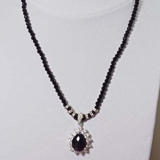 สร้อยคอและจี้ สร้อยคอเงินแท้เม็ดนิลจี้เงินแท้ฝังนิลล้อมเพชรรัสเซีย ยาว 16 นิ้ว ราคา 1,200 บาทส่งฟรี EMS