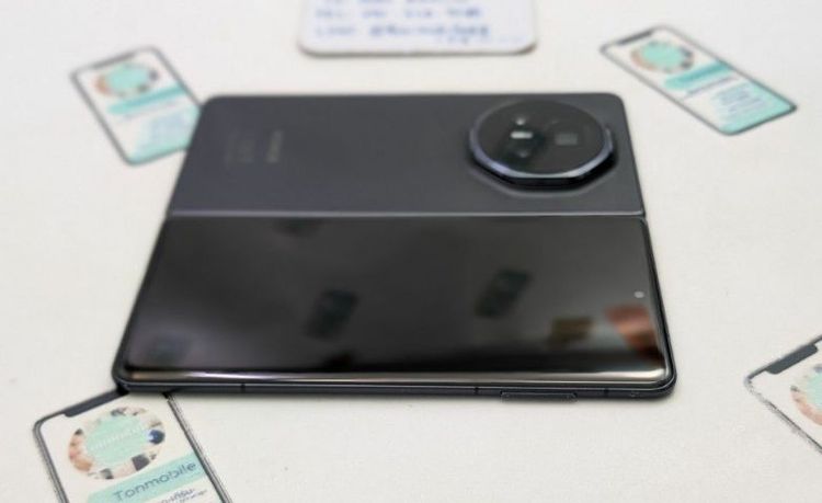 ขาย เทิร์น Honor Magic V3 Black ศูนย์ไทย มีตัวเครื่อง และกล่อง ไม่มีอุปกรณ์อื่น เพียง 17,990 บาท เท่านั้น ครับ รูปที่ 9