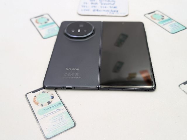 ขาย เทิร์น Honor Magic V3 Black ศูนย์ไทย มีตัวเครื่อง และกล่อง ไม่มีอุปกรณ์อื่น เพียง 17,990 บาท เท่านั้น ครับ รูปที่ 11