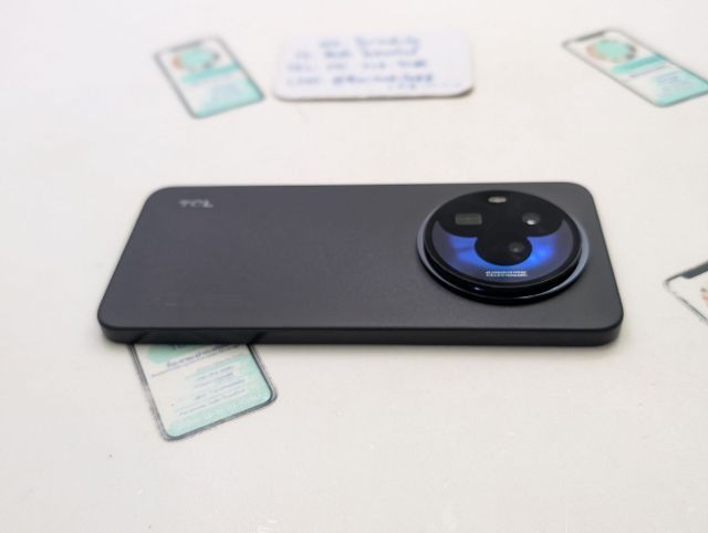 ขาย เทิร์น TCL NXTPAPER 60 Ultra Ram 12 Rom 512 Global สภาพใหม่เอี่ยม อุปกรณ์ครบยกกล่อง เพียง 14,990 บาท ครับ รูปที่ 8